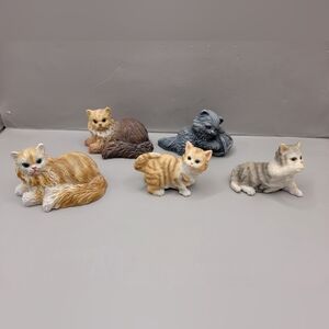 Vintage Lot Of 5 Cat Figurines Resin Kittens Giftcraft Hand Painted Small